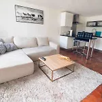 Apartment In Central Paris- Hotel De Ville 4Th