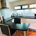 Apartment In Central Paris- Hotel De Ville 4Th